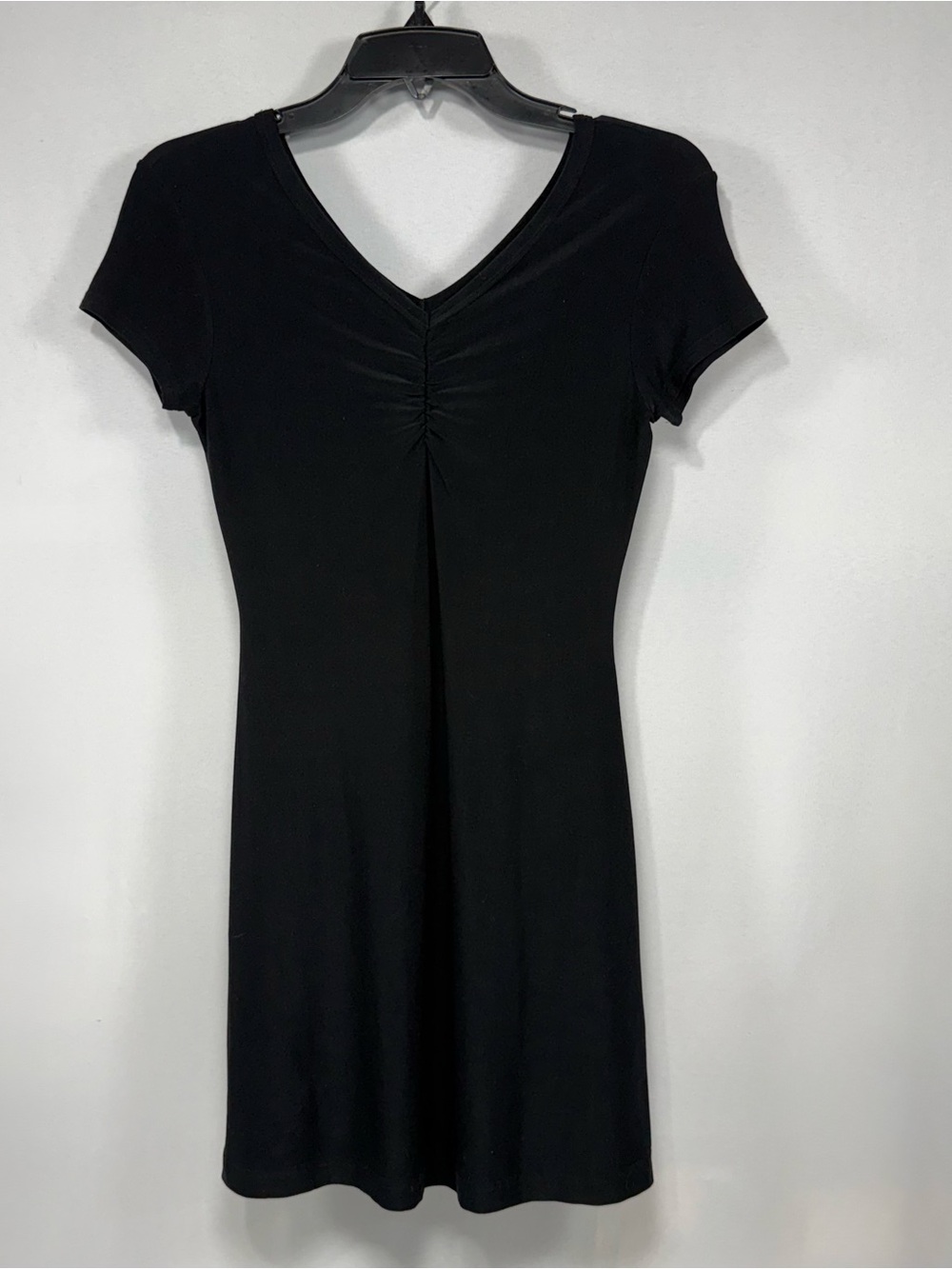 Fitted French Curve Black Polyester Ruched V-Neck Cap Sleeve Mini Dress Size S S - Picture 2 of 8